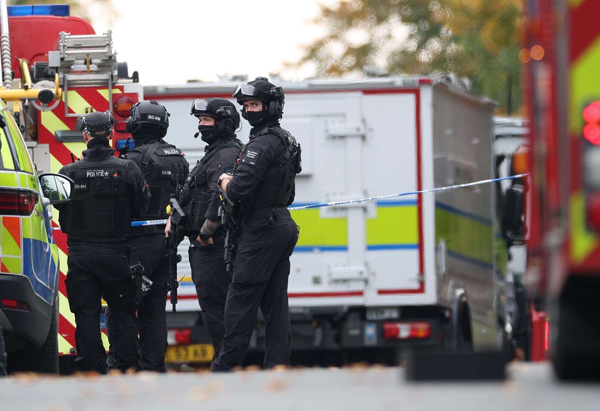 Policía mató uno de los dos fallecidos en ataque a la sinagoga de Mánchester