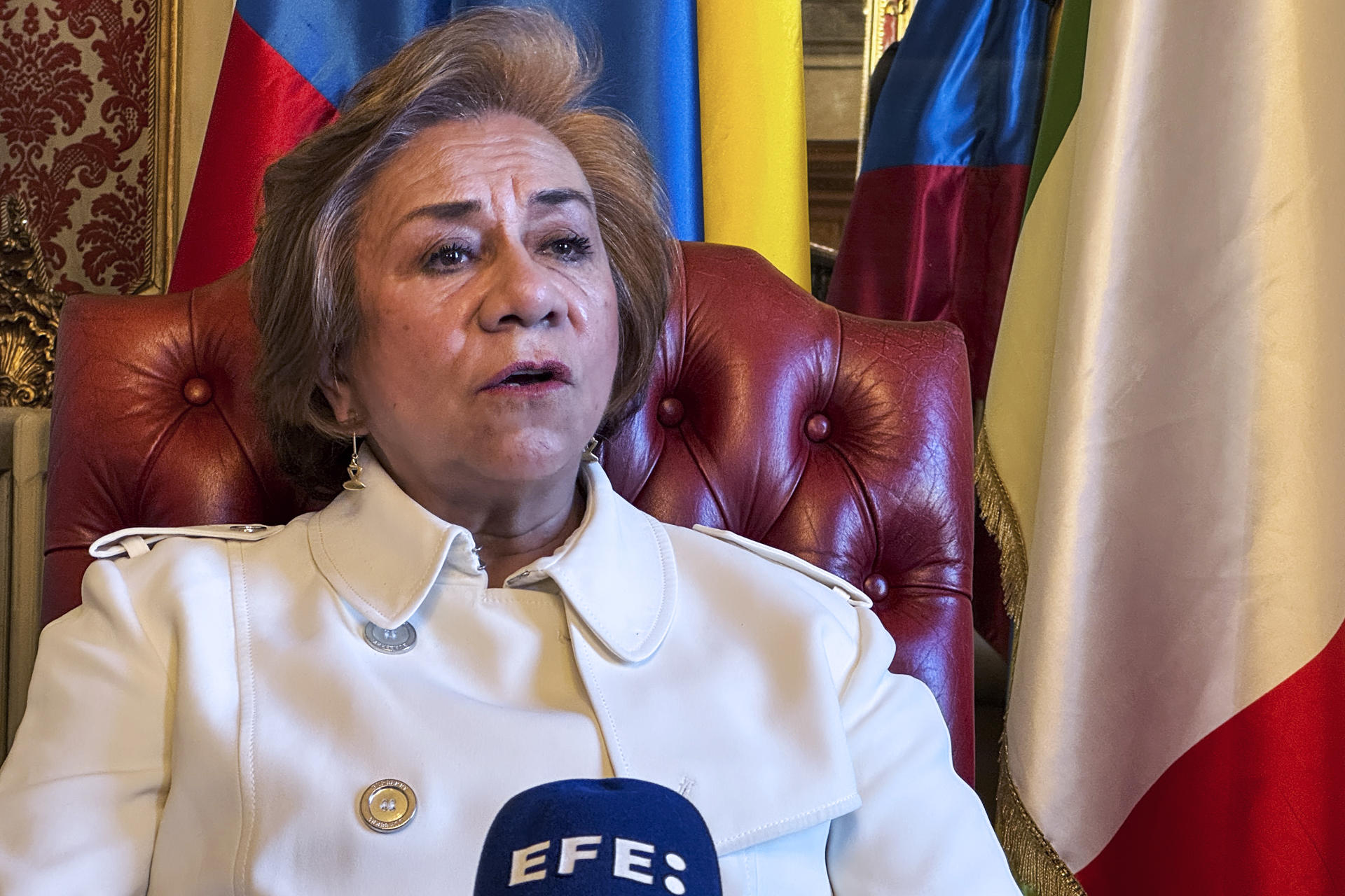 Canciller colombiana: "La presencia militar en el Caribe amenaza a países de la región"