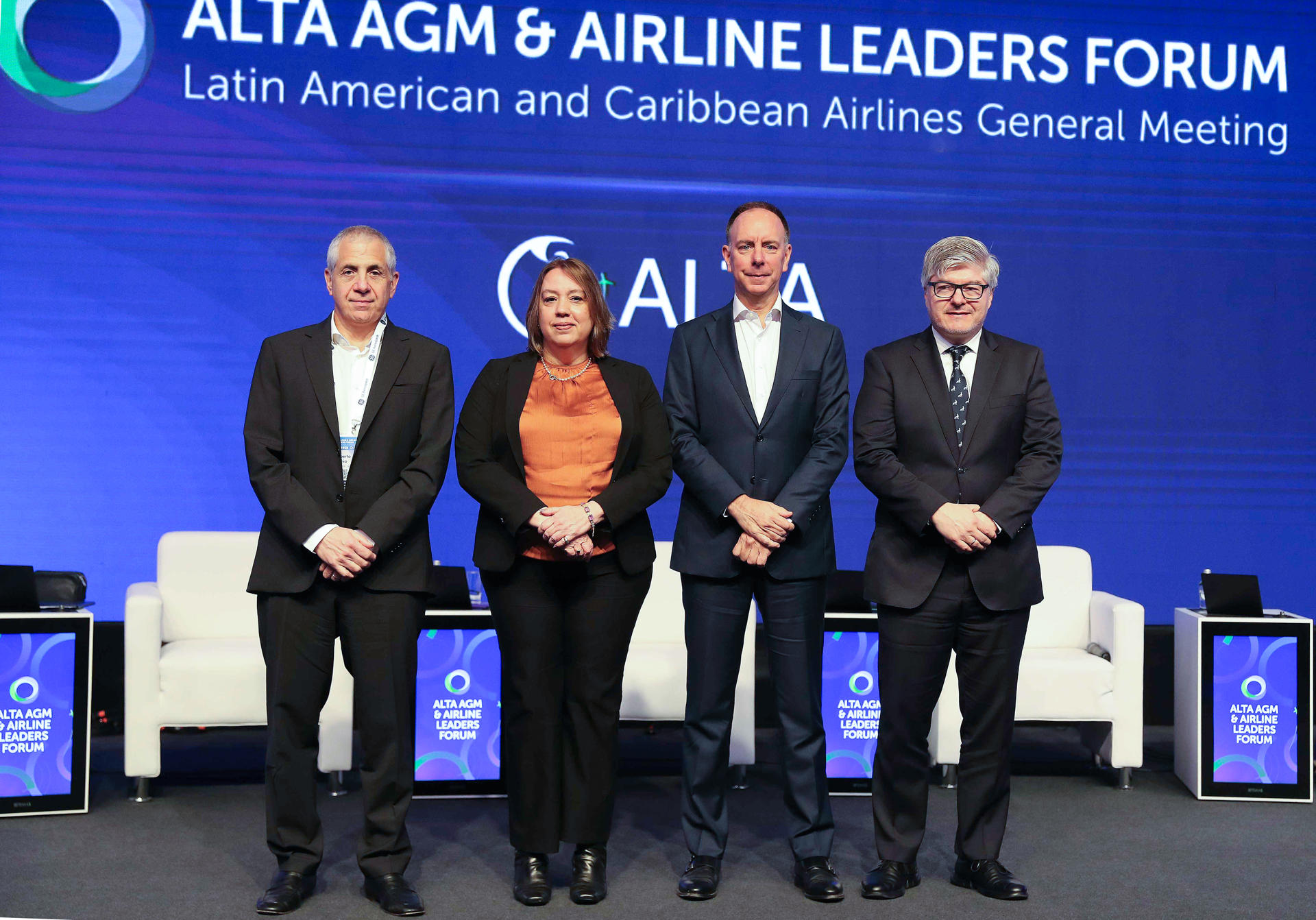 Aerolíneas auguran gran crecimiento en Latinoamérica al 2050 pero piden bajar tasas