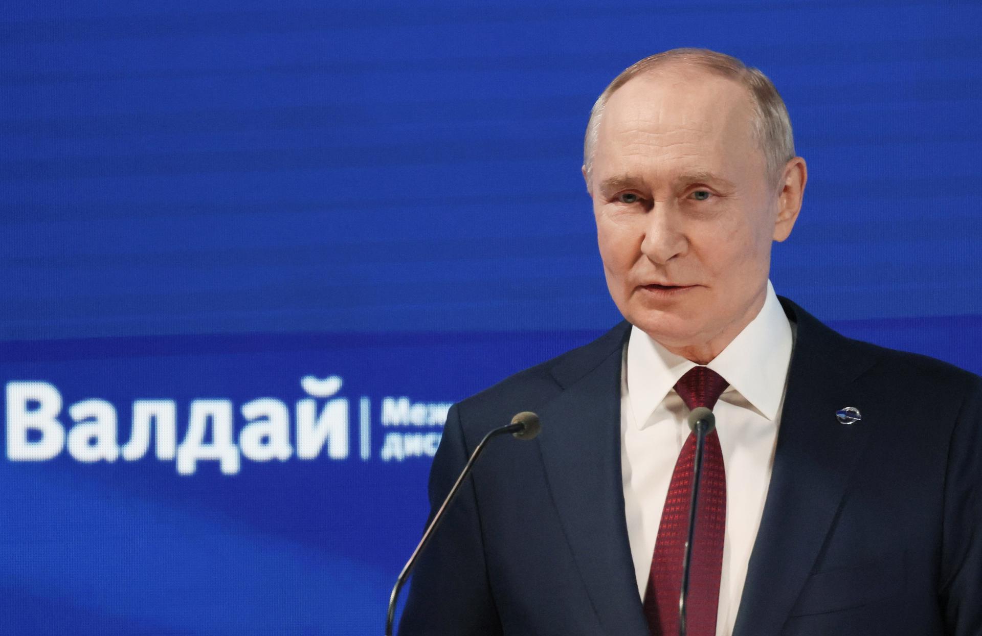 Plan de paz de Putin: Negociar con EE UU el reconocimiento del Donbás y Crimea