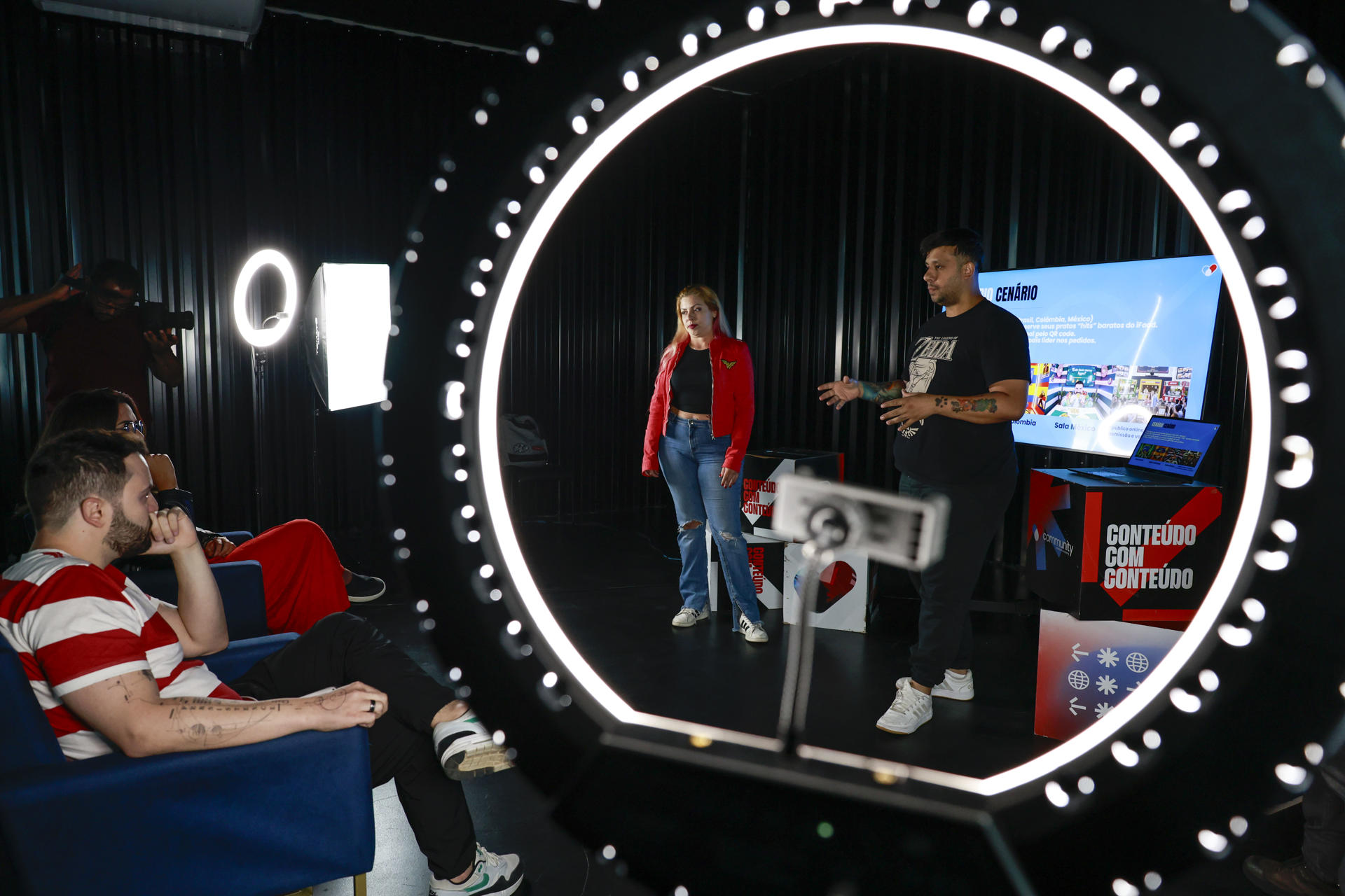 Dentro del primer campus para 'influencers' de Brasil