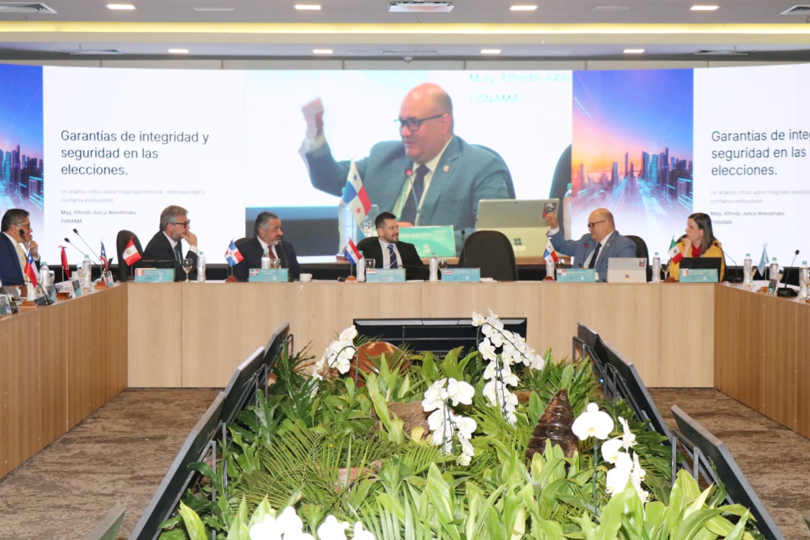 Panamá traspasó la Presidencia Pro Tempore de UNIORE a Paraguay