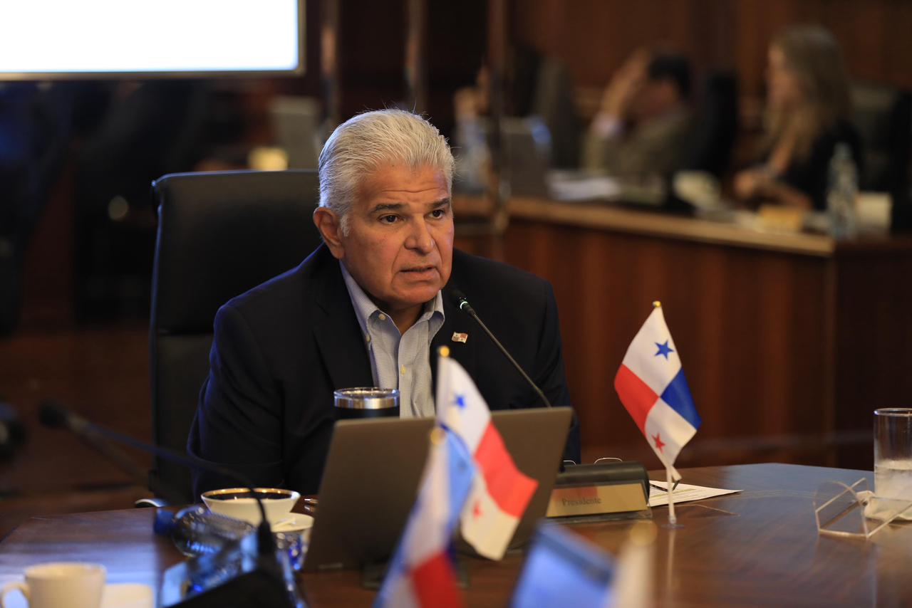 Mulino revela millonaria deuda del Estado con la CSS 