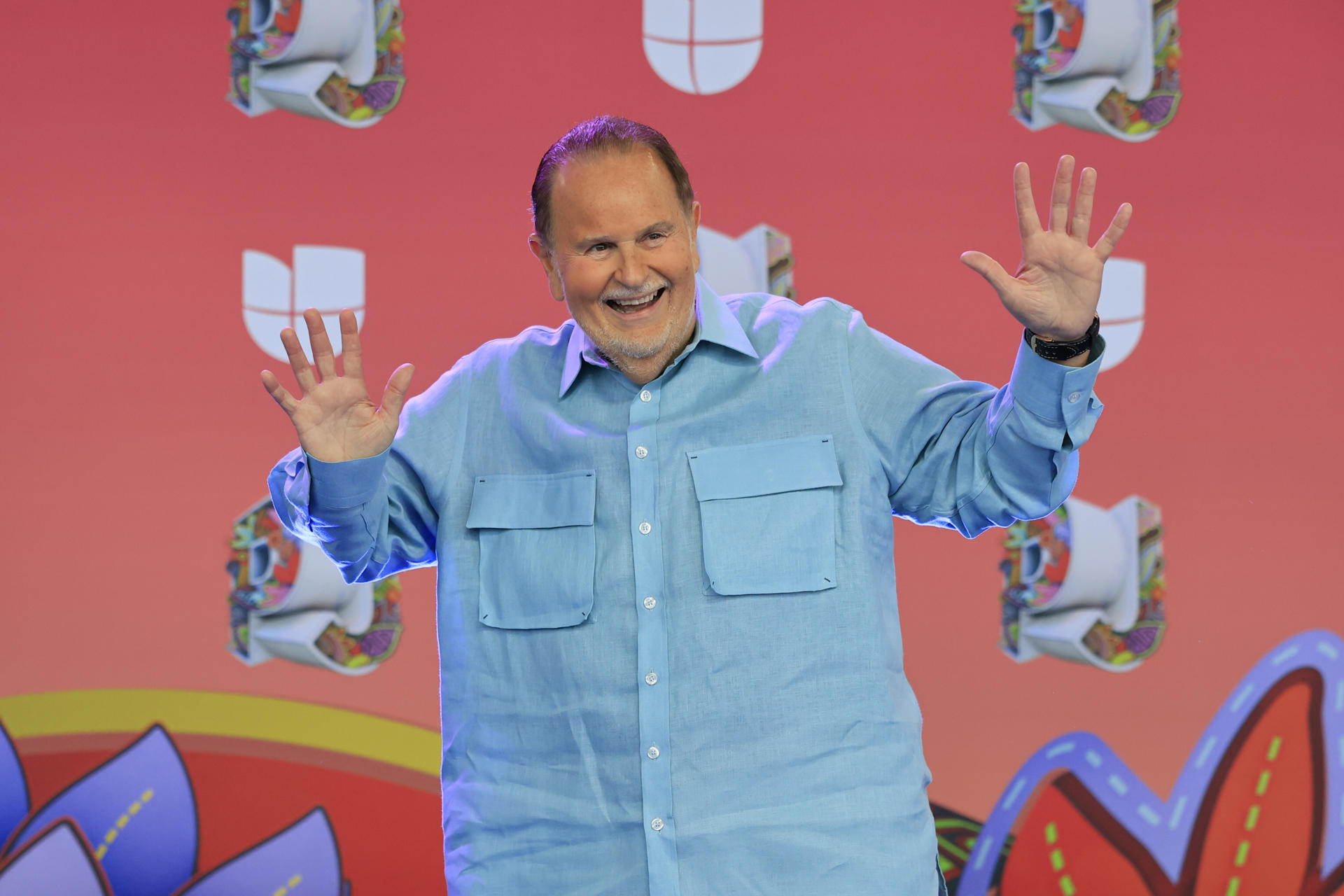 Raúl de Molina y Alejandra Espinoza conducirán la antesala de los Latin Grammy 2025