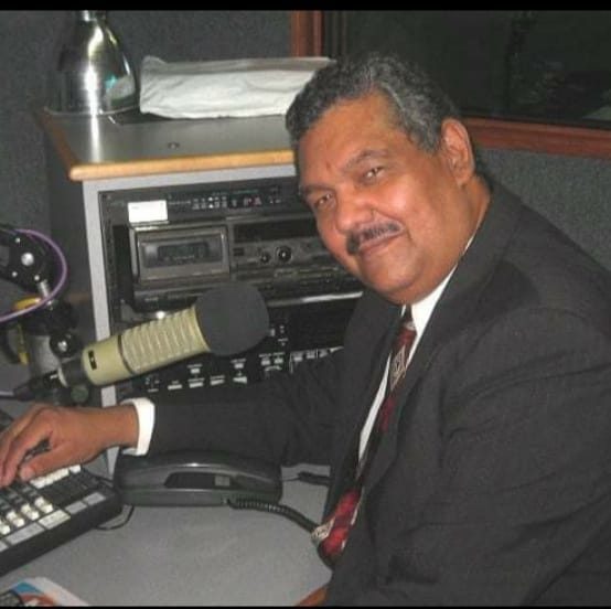 Fallece el locutor Victorio Sánchez, El Inmenso