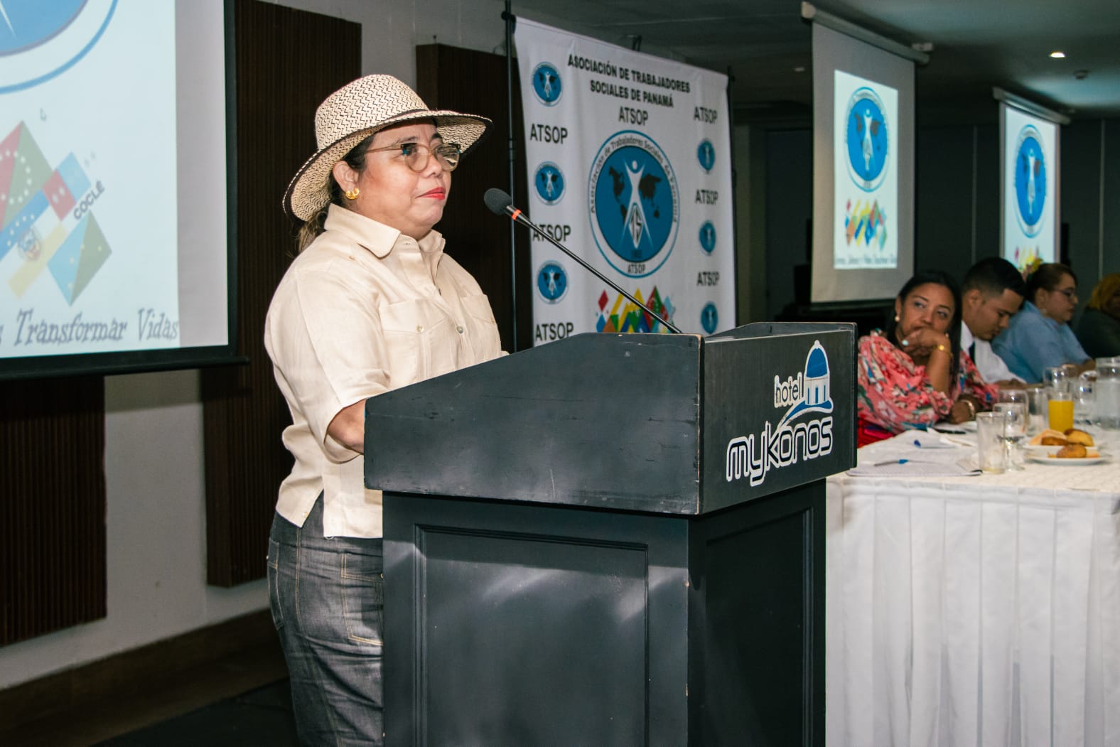 Trabajadores Sociales realizan Asamblea General y destacan su avance institucional