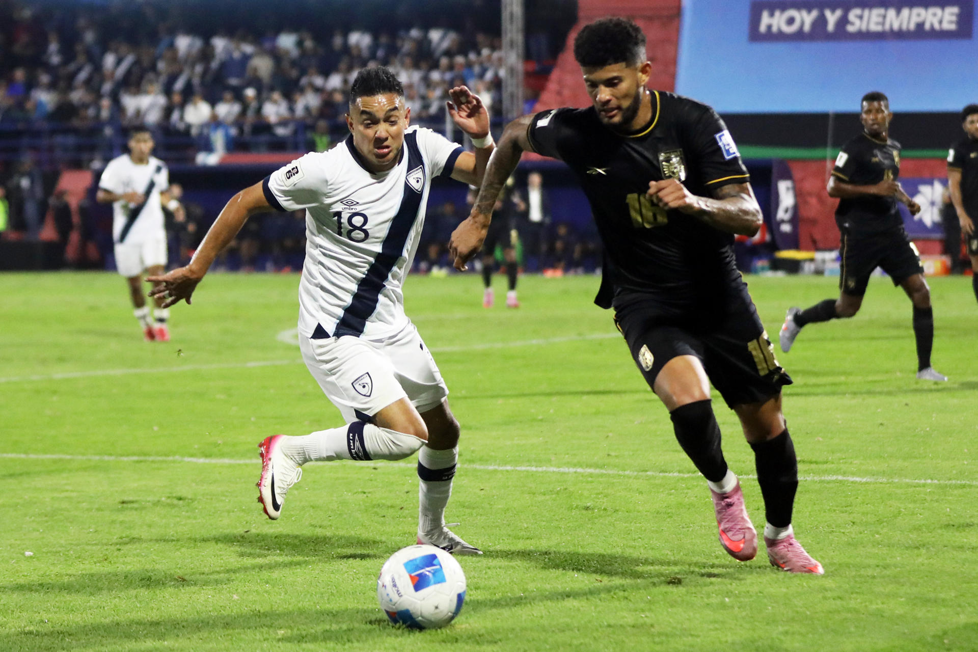 Panamá logra triunfo heroico 3-2 ante Guatemala y se mantiene firme en la ruta mundialista