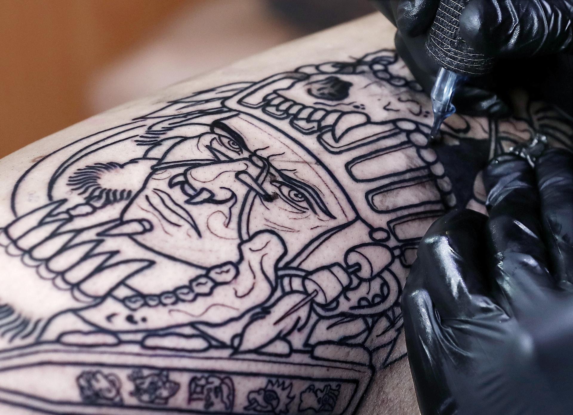 Un estudio descubre efectos perjudiciales de los tatuajes en el sistema inmunitario