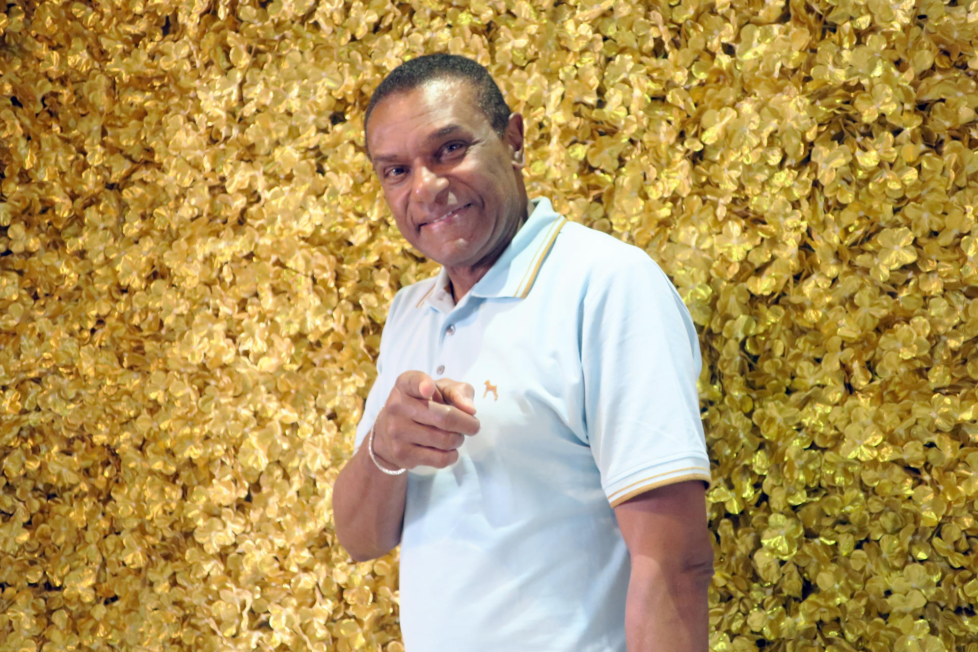 José Alberto El Canario celebra 50 años de carrera y defiende el reinado de la salsa