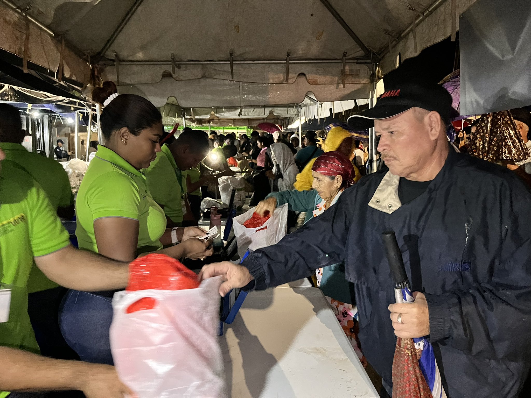 Detención por venta de cupos en las Naviferias