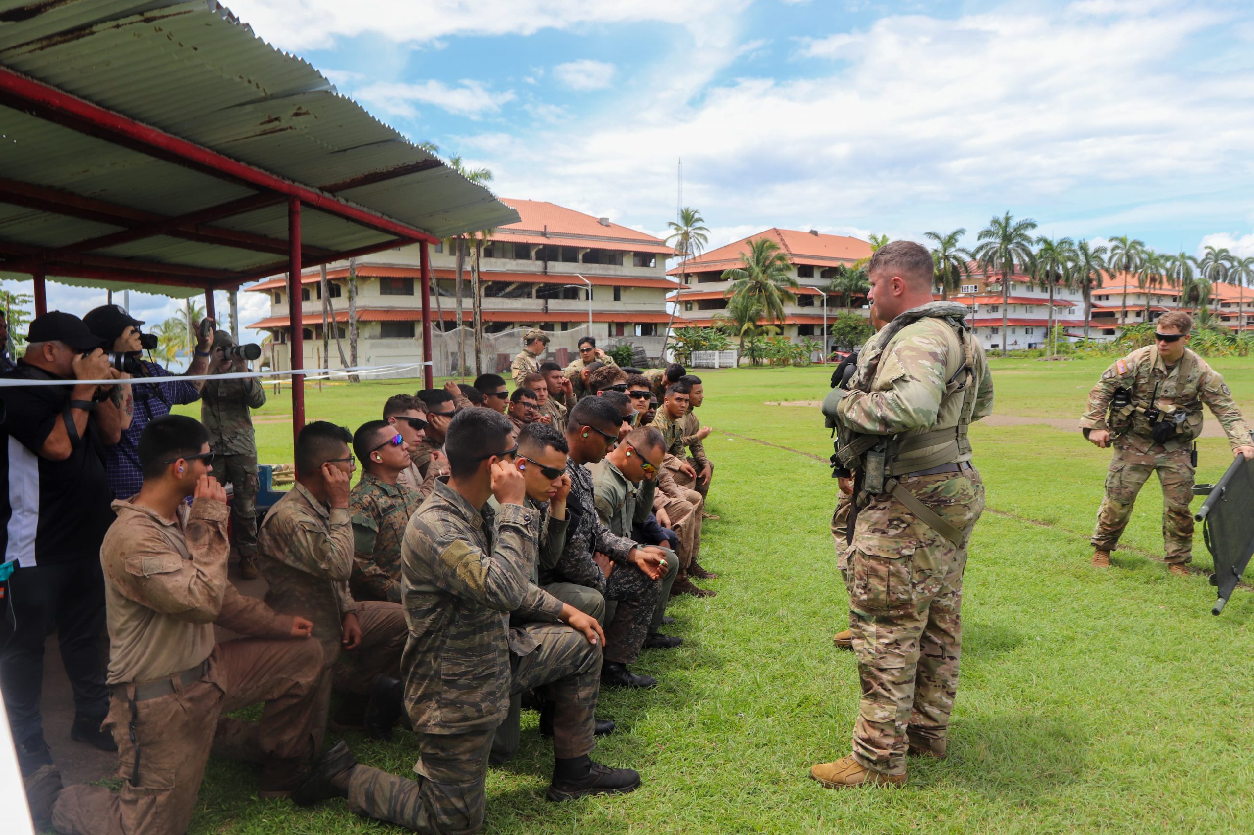 EE UU extenderá hasta el 2026 entrenamiento de marines en selva panameña