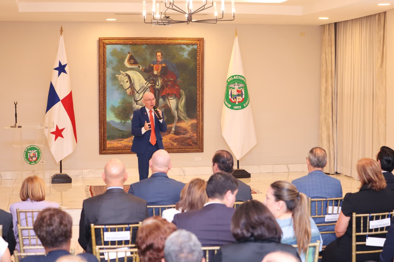 Panamá fortalece alianzas globales para reforzar la prohibición de ensayos nucleares