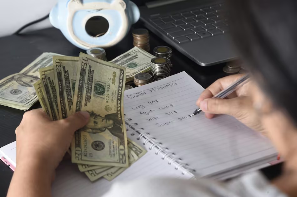 Panameños gastan hasta B/.1,200 durante la temporada de diciembre