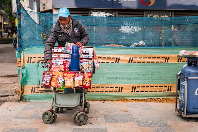 Desempleo, informalidad y baja escolaridad impulsan la mendicidad en las calles