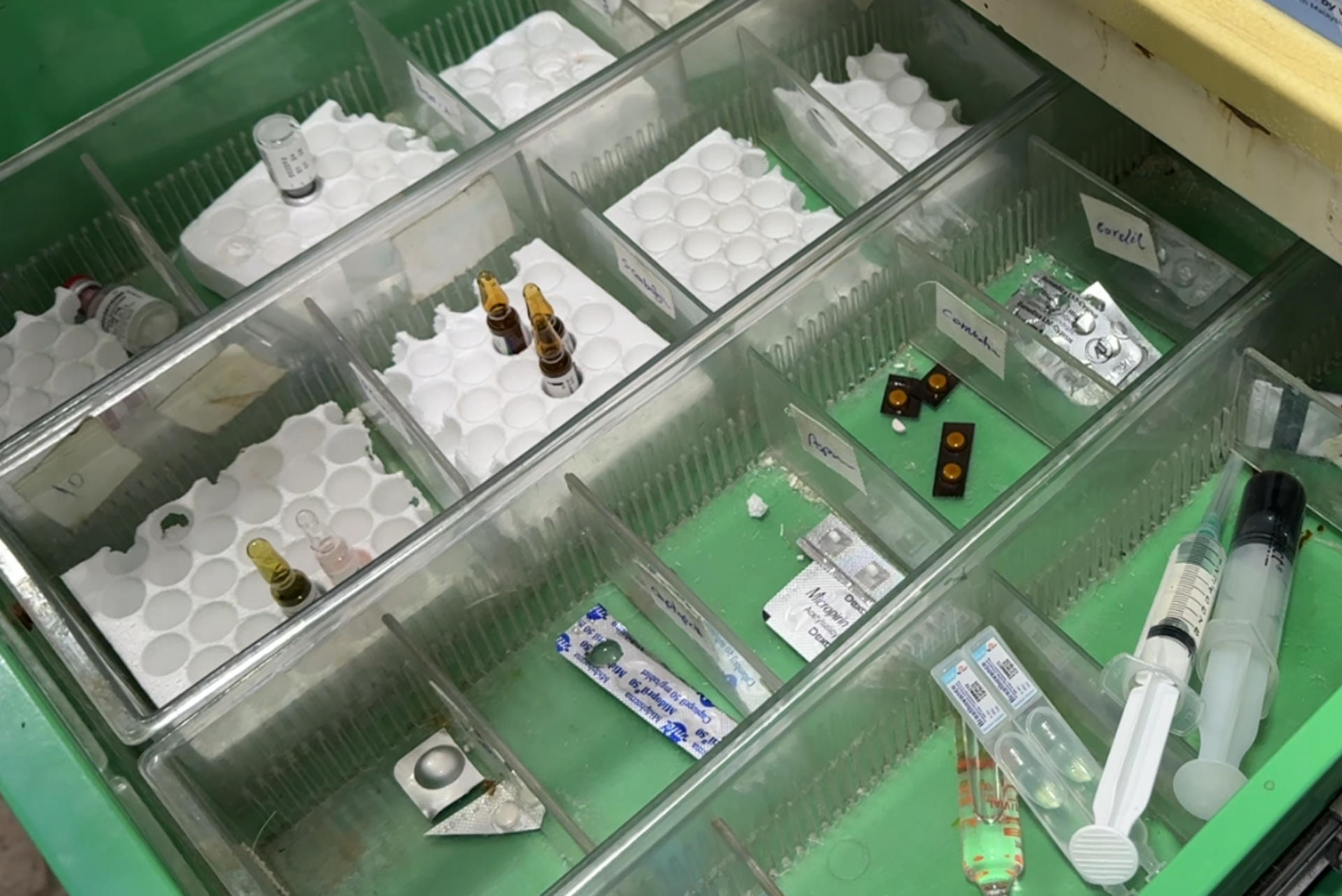 En Gaza caen menos bombas, pero apenas hay medicamentos