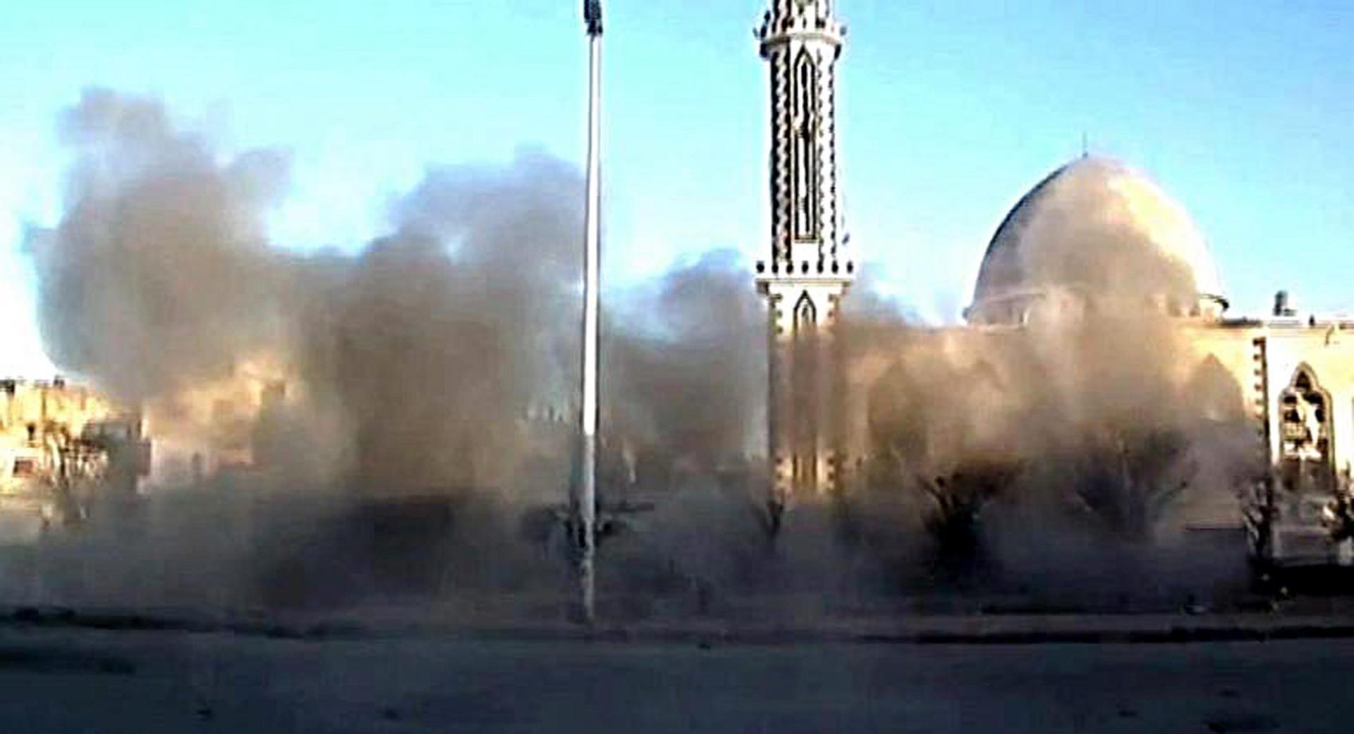 Al menos ocho muertos y 18 heridos por un atentado en una mezquita de Siria