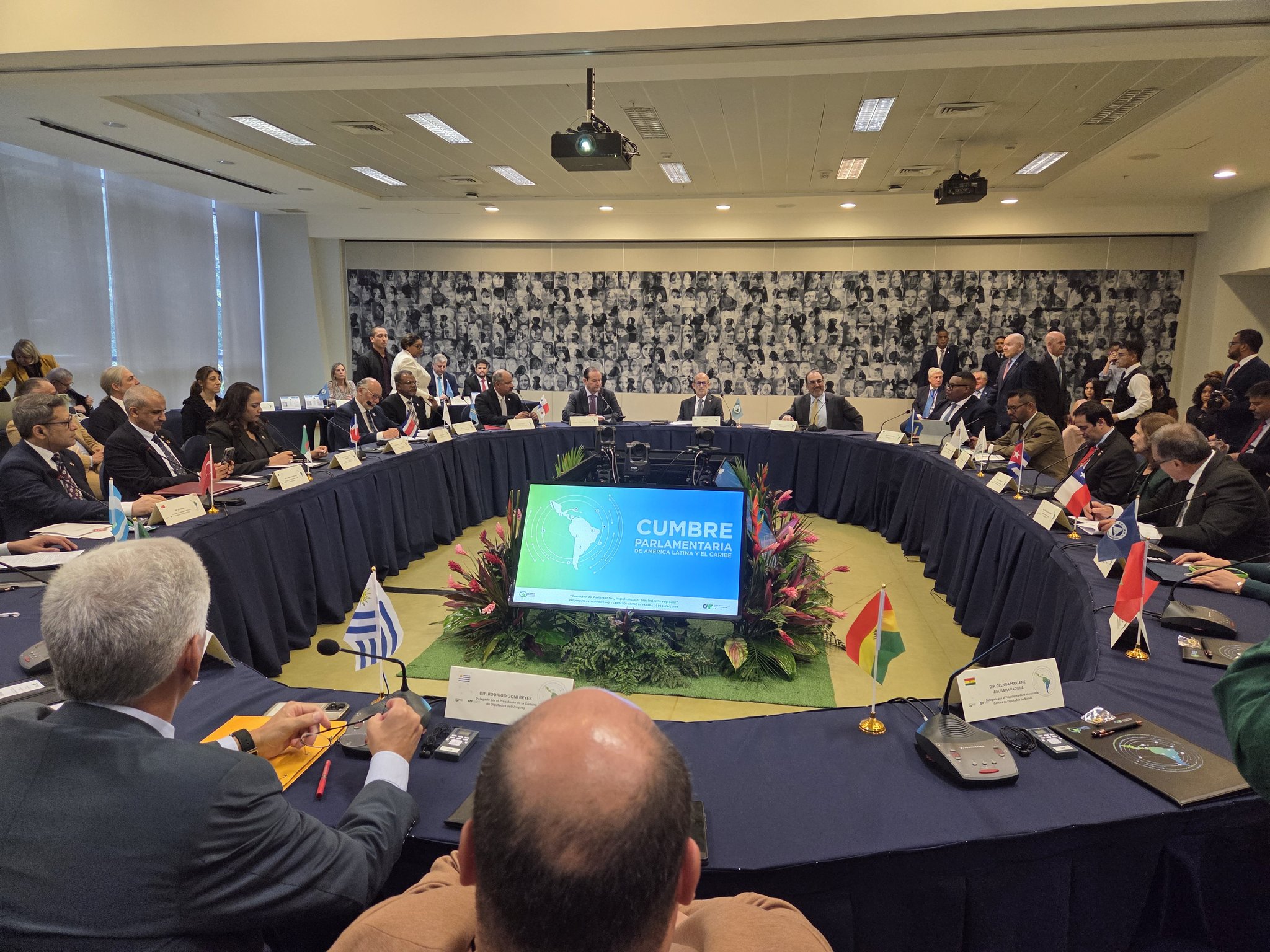 Panamá se consolida como epicentro del diálogo económico y parlamentario en Latinoamérica