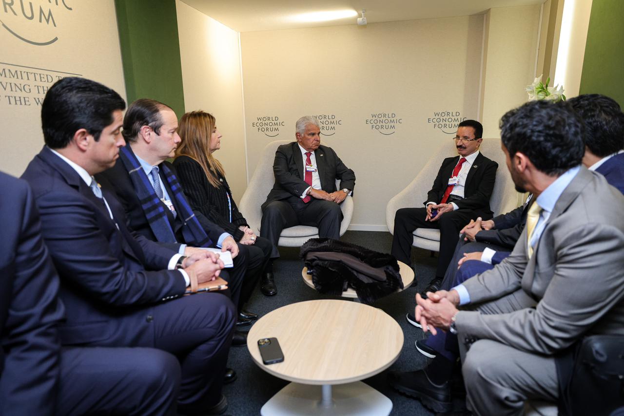 DP World pone la mira en Panamá como centro clave para su crecimiento regional