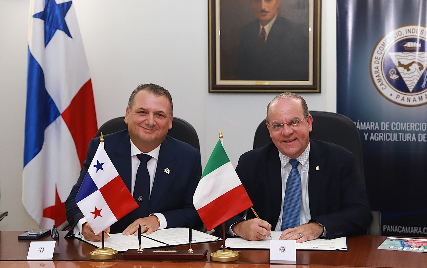 Panamá impulsa la inversión italiana con acuerdo estratégico entre la CCIAP y la CAMIP