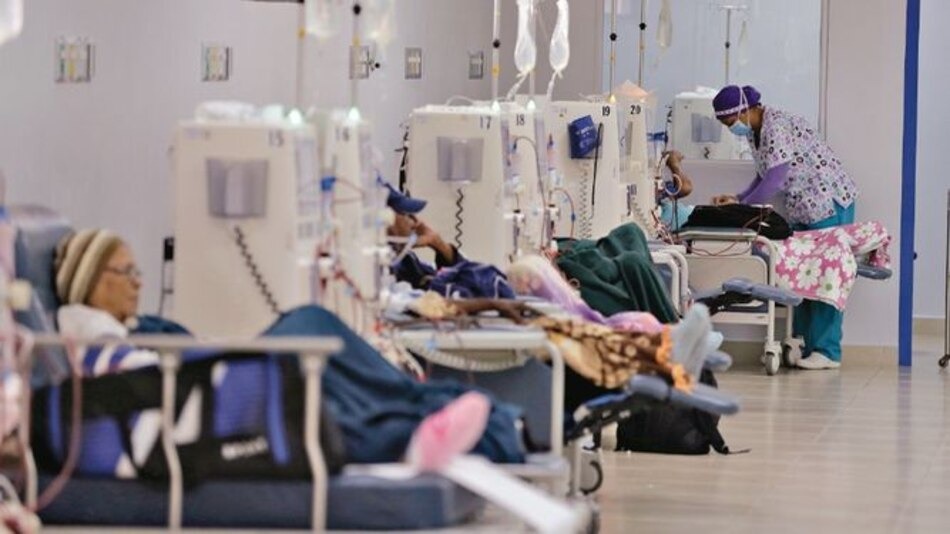 Pacientes de hemodiálisis denuncian deterioro en su salud por uso de filtros de menor eficiencia
