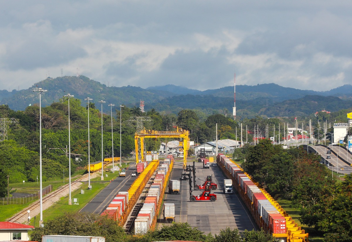 Panamá mantiene 52 trámites abiertos para exportar alimentos a 21 mercados internacionales