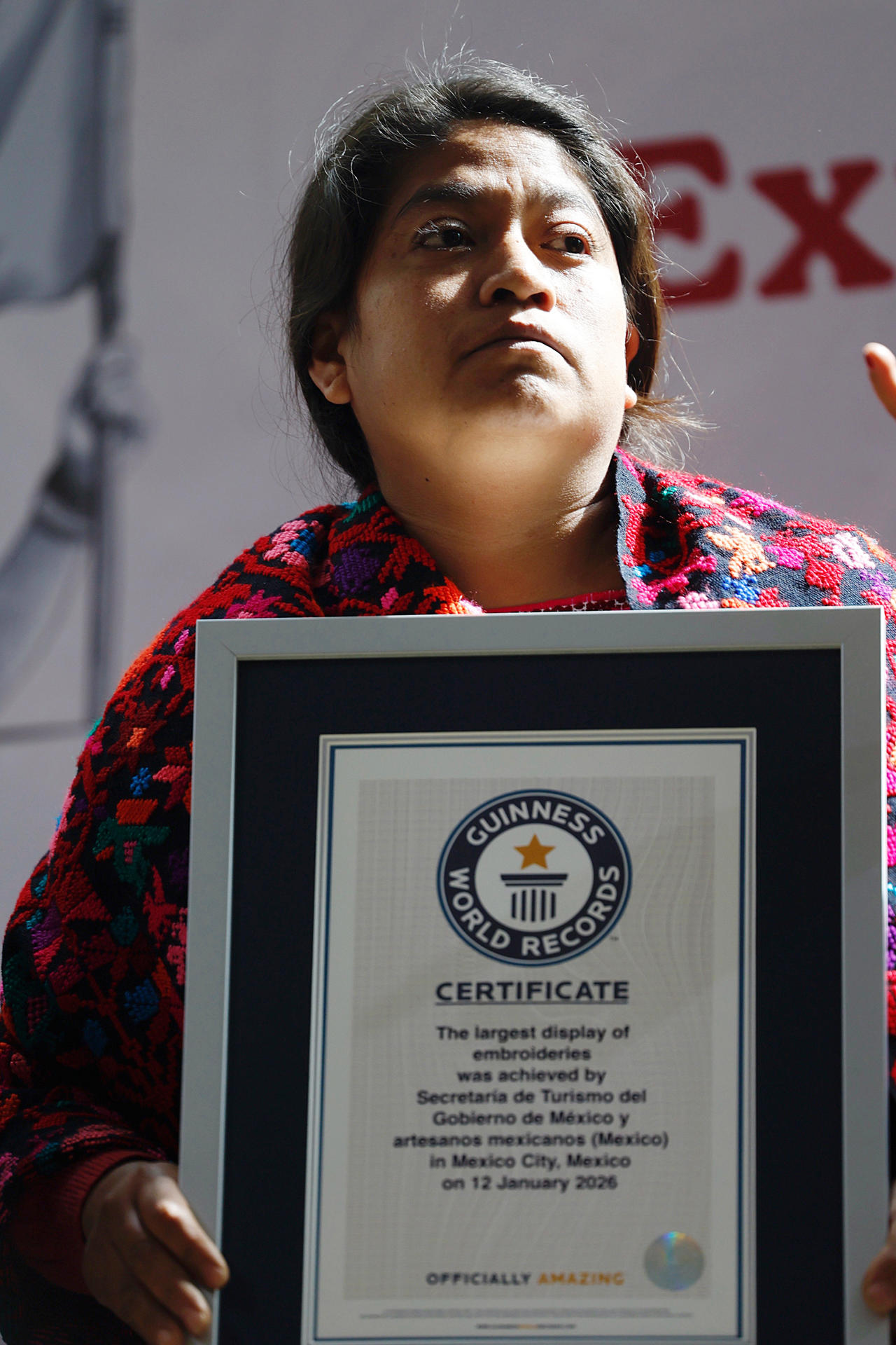 México entra al Guinness Records con exposición de bordados más grande del mundo