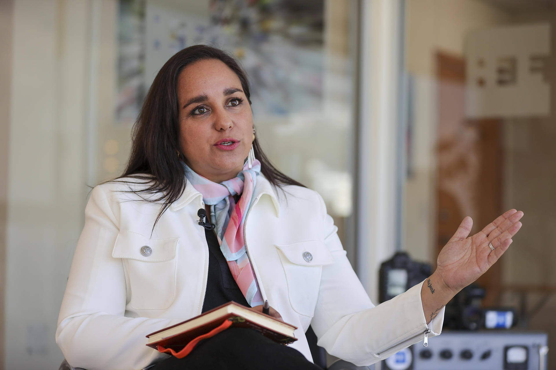 Rivadeneira asume liderazgo de Revolución Ciudadana en Ecuador para recomponer el correísmo