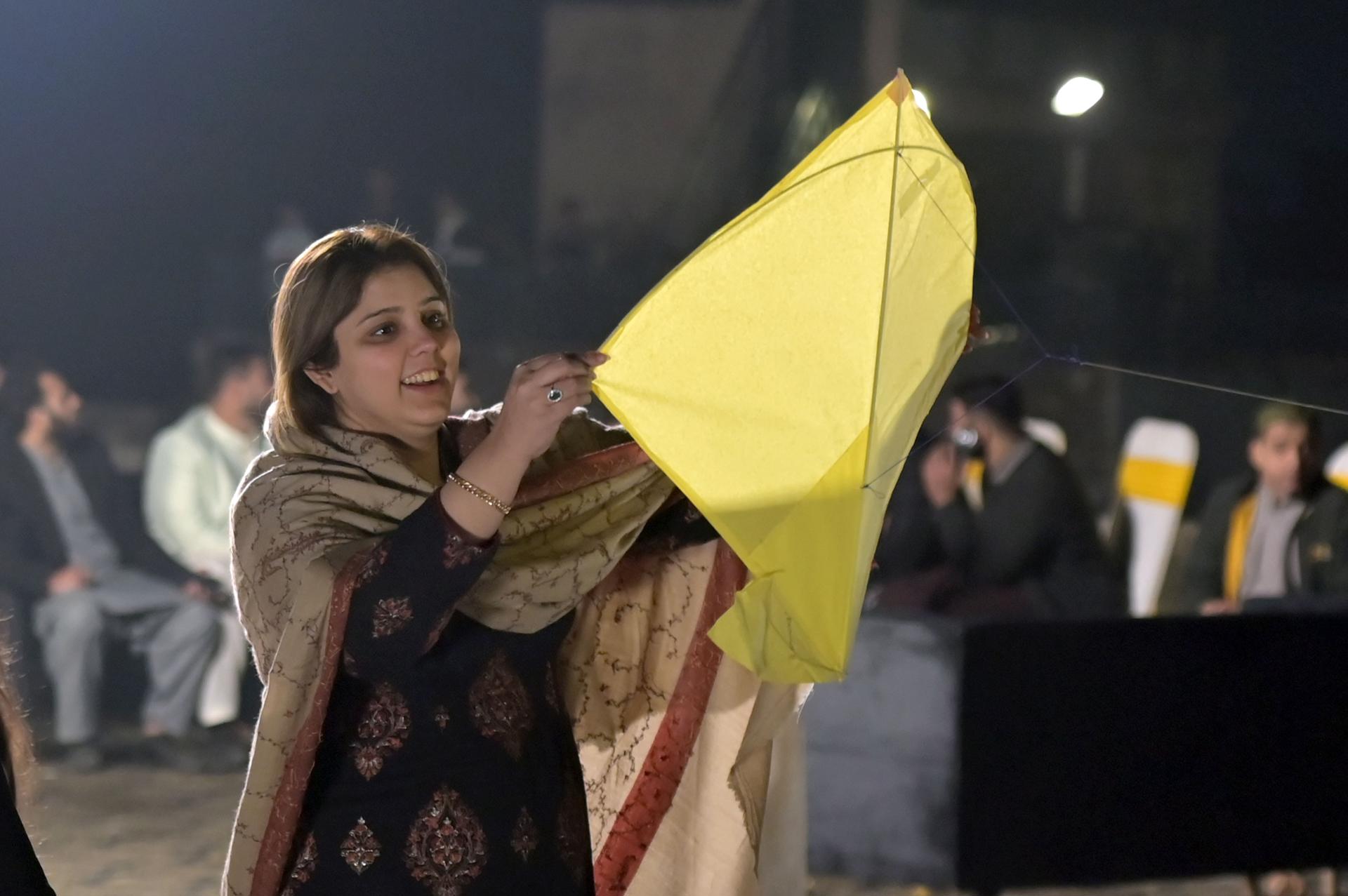 El festival de cometas Basant vuelve a Lahore tras 18 años de prohibición