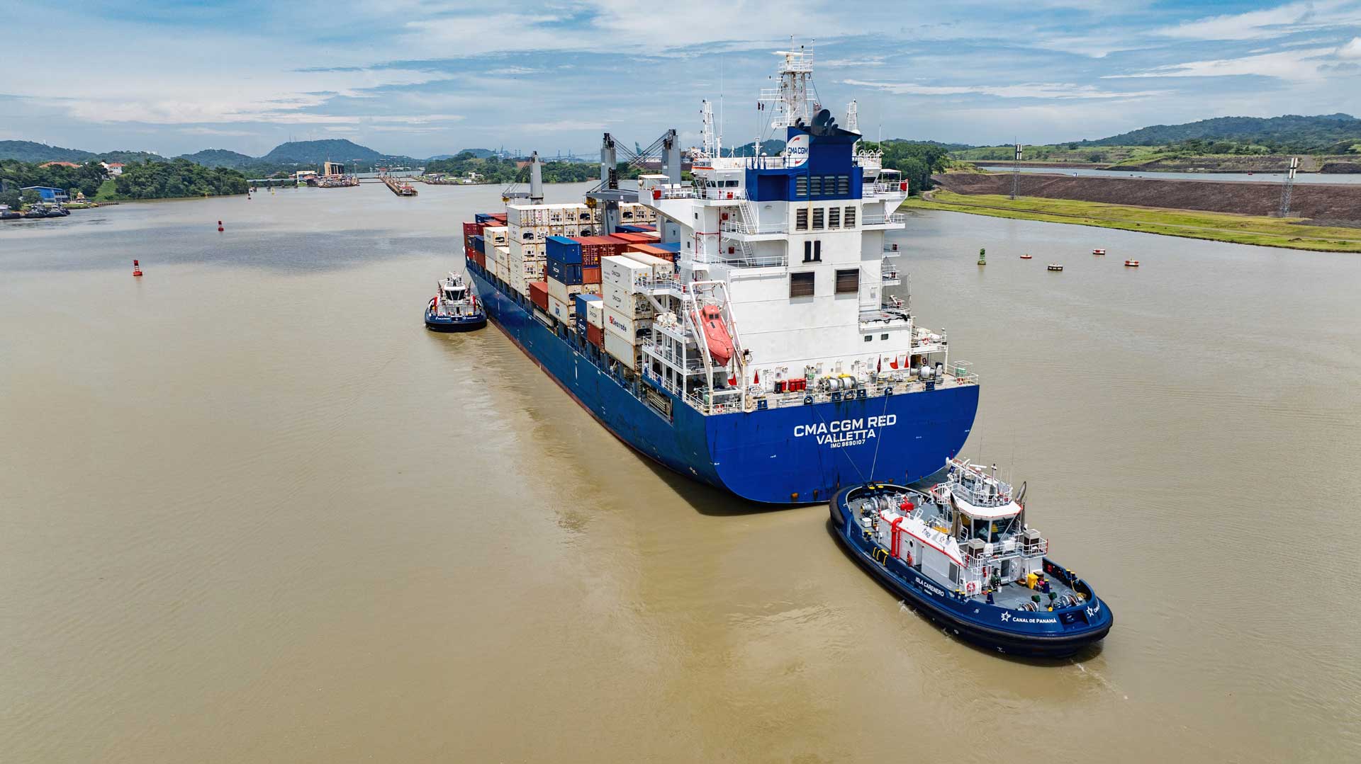 El Canal suma 4,156 tránsitos y crece 2,82% en cuatro meses