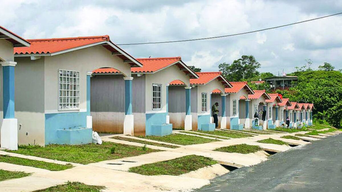 Ingreso familiar y altas tasas dificultan acceso a vivienda propia en Panamá