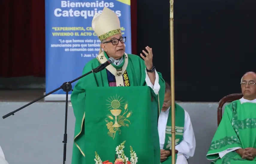 Monseñor Ulloa llama a vivir la fe cristiana con coherencia y valentía en la vida cotidiana