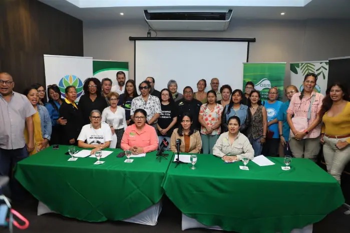 Ambientalistas denuncian secuestro de cuentas tras oponerse a proyecto puerto Barú