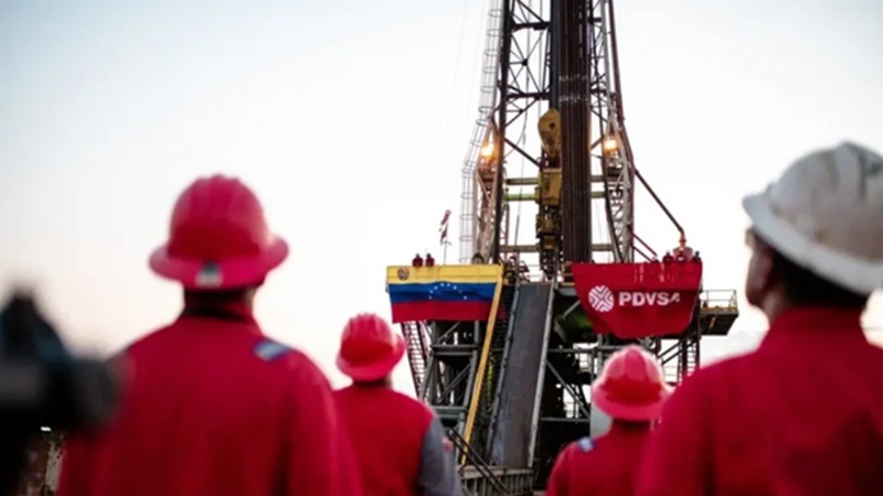 Venezuela recibe propuestas de inversionistas para sector de hidrocarburos