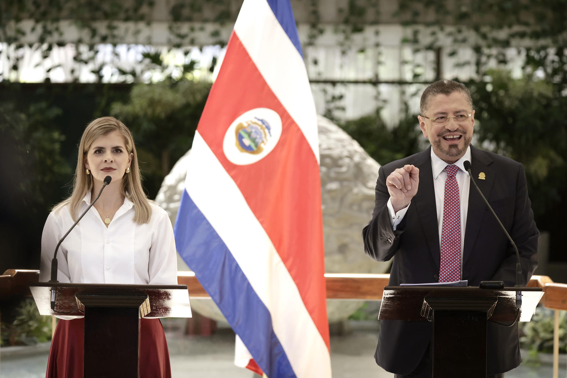 Nombran presidenta electa de Costa Rica como ministra de Presidencia para facilitar transición