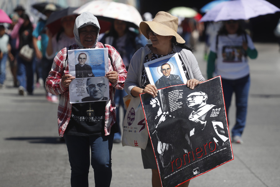 El Salvador recuerda a san Óscar Romero