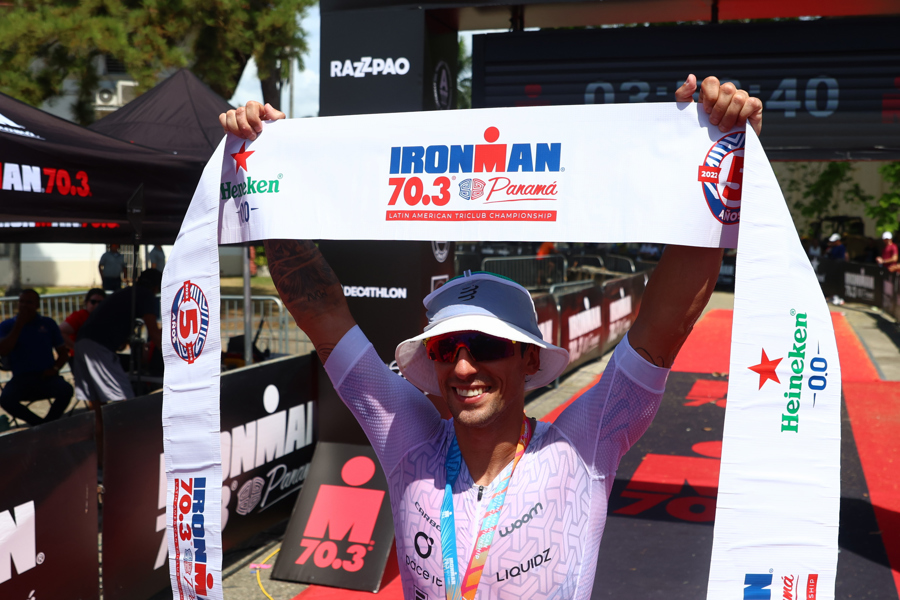 El brasileño Fellipe Santos vuelve a coronarse en el IRONMAN 70.3 de Panamá