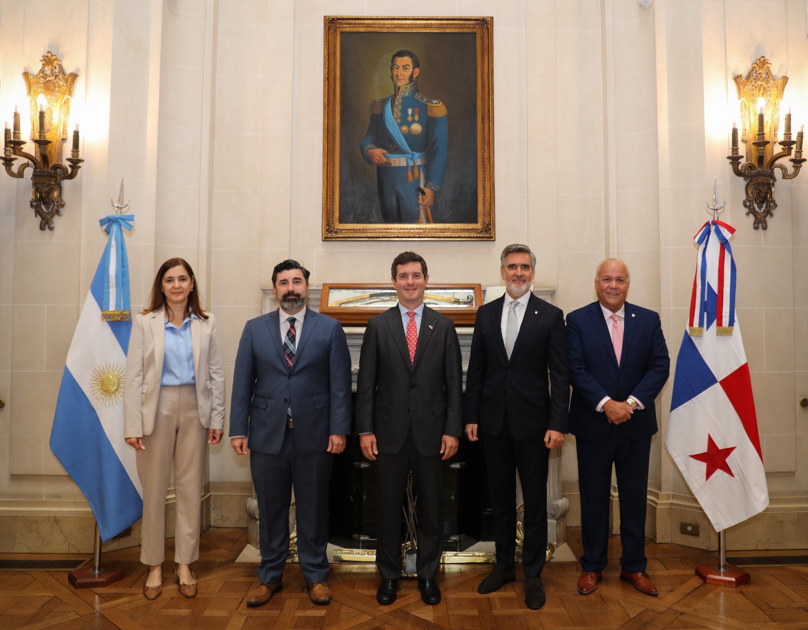 Panamá y Argentina refuerzan alianza estratégica
