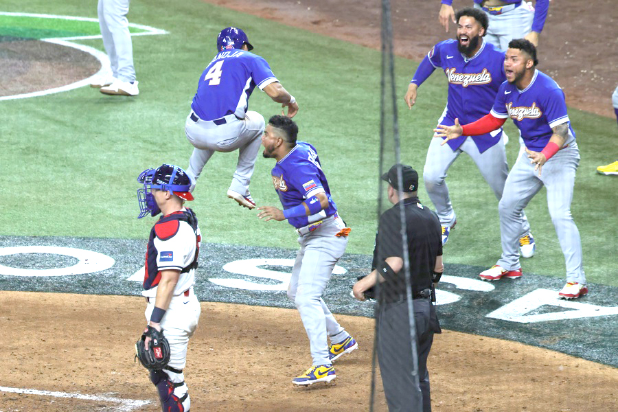 3-2. Venezuela conquista su primer Clásico Mundial de Béisbol tras vencer a EEUU en Miami