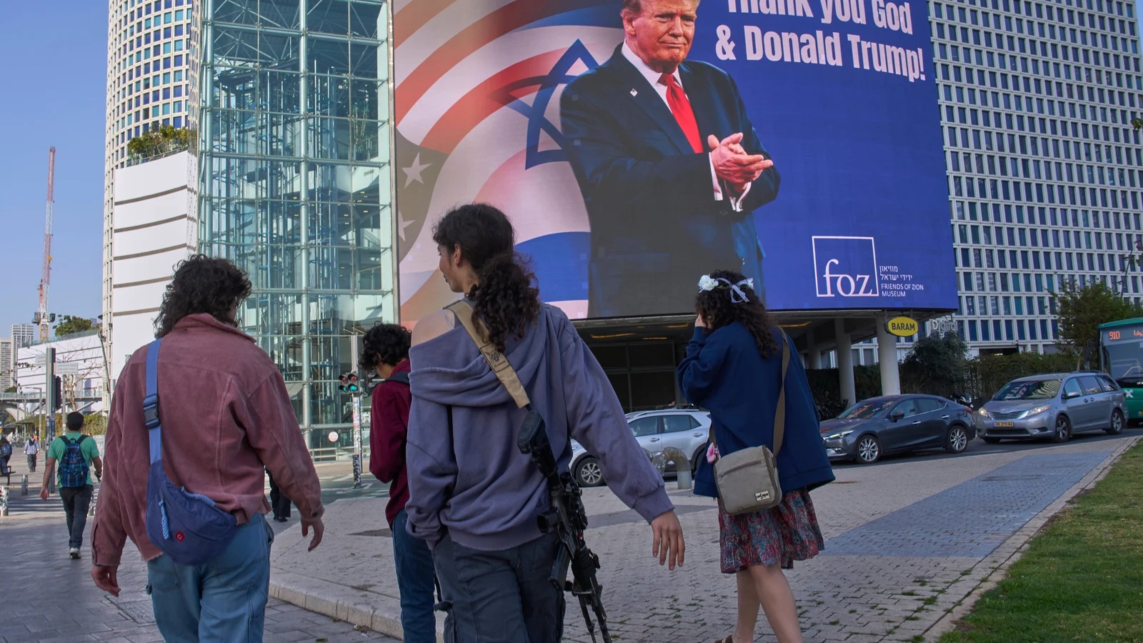 Republicanos presionan a Trump para terminar la guerra ante temor de un castigo electoral