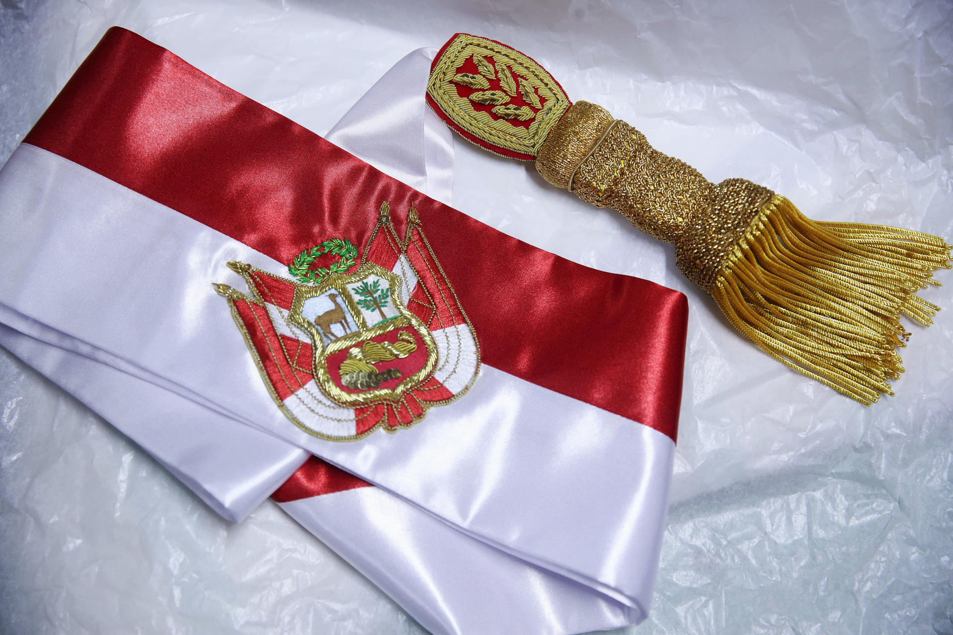 Banda presidencial de emergencia, siempre lista ante inestabilidad política en Perú