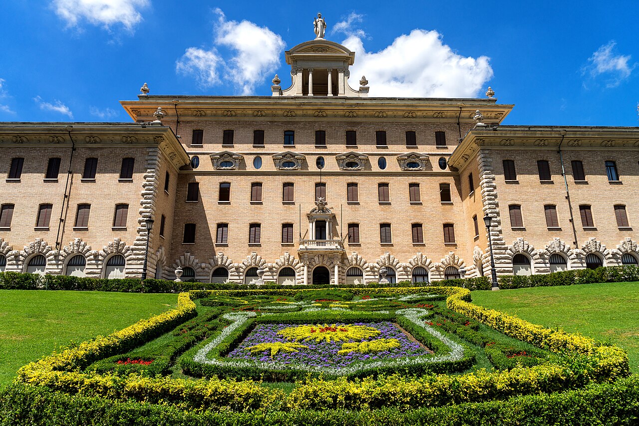 Contundente respuesta del Vaticano a Trump tras acusación falsa sobre el Papa y las armas nucleares