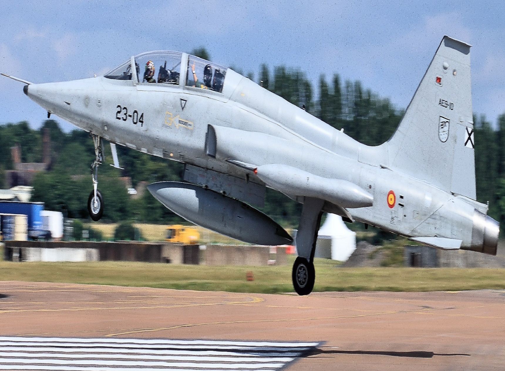 Obsoleto avión iraní F-5 atacó con éxito la base militar de EEUU en Kuwait