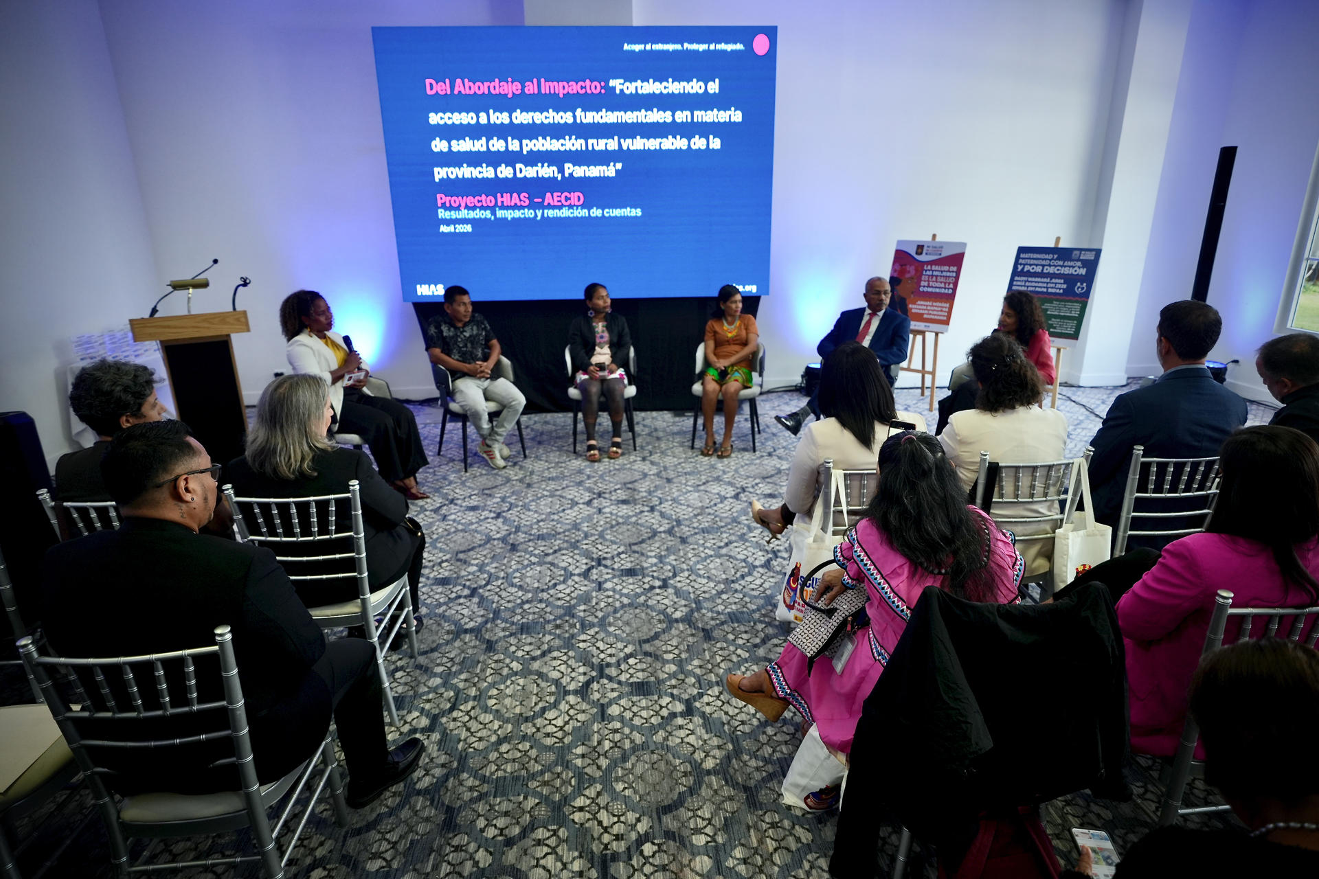 Combatir el machismo en Panamá: De empoderar a mujeres indígenas a educar a sus esposos