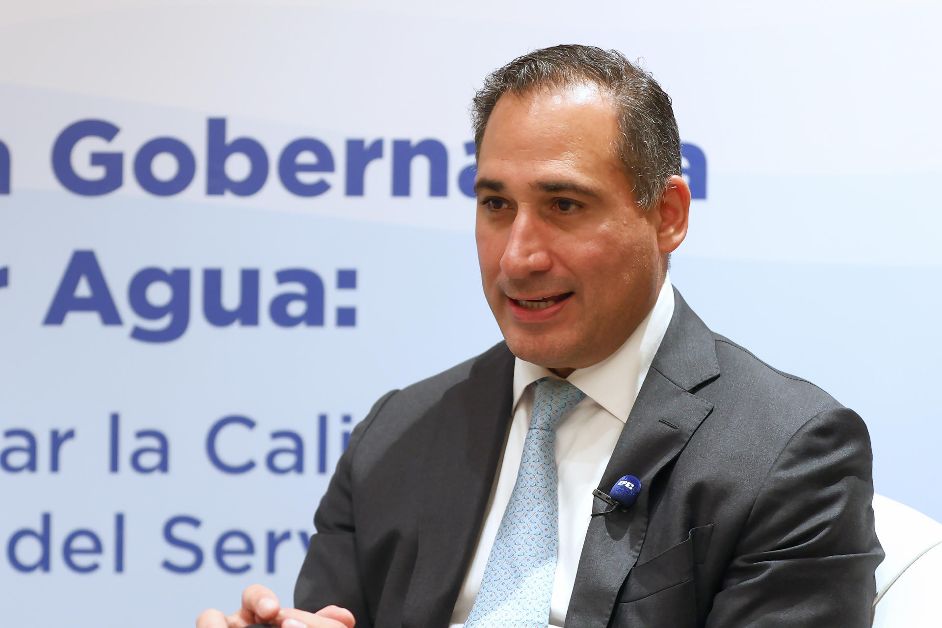 Bermúdez, sostuvo que "lo que falta es un tema de gestión y administración; dar las herramientas a quienes les toca administrar el recurso para apoyar su trabajo". "Eso quiere decir cierta autonomía en la toma de decisiones, la despolitización de algunas ideas (y) mayor orden en la gobernanza del sector".