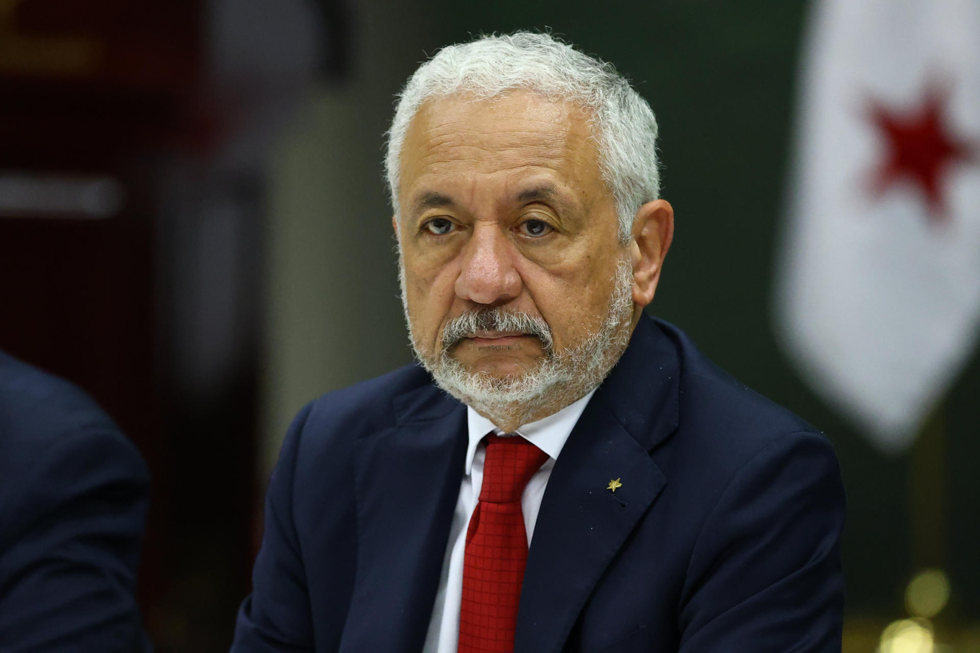 No hay congestión en el Canal, ahora beneficiado por crisis en Ormuz