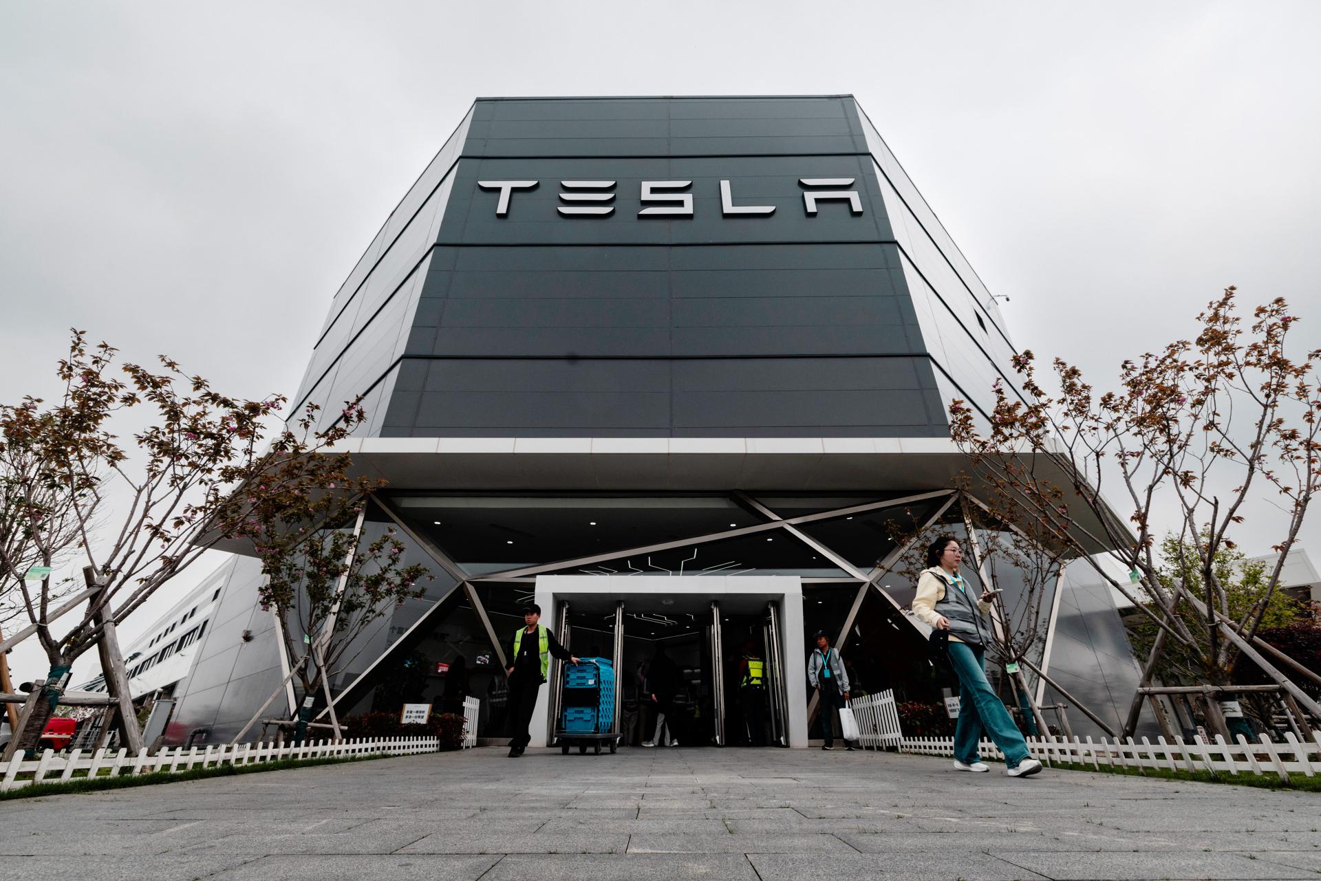 Carrera por el coche inteligente y eléctrico marca el pulso del Salón de Pekín