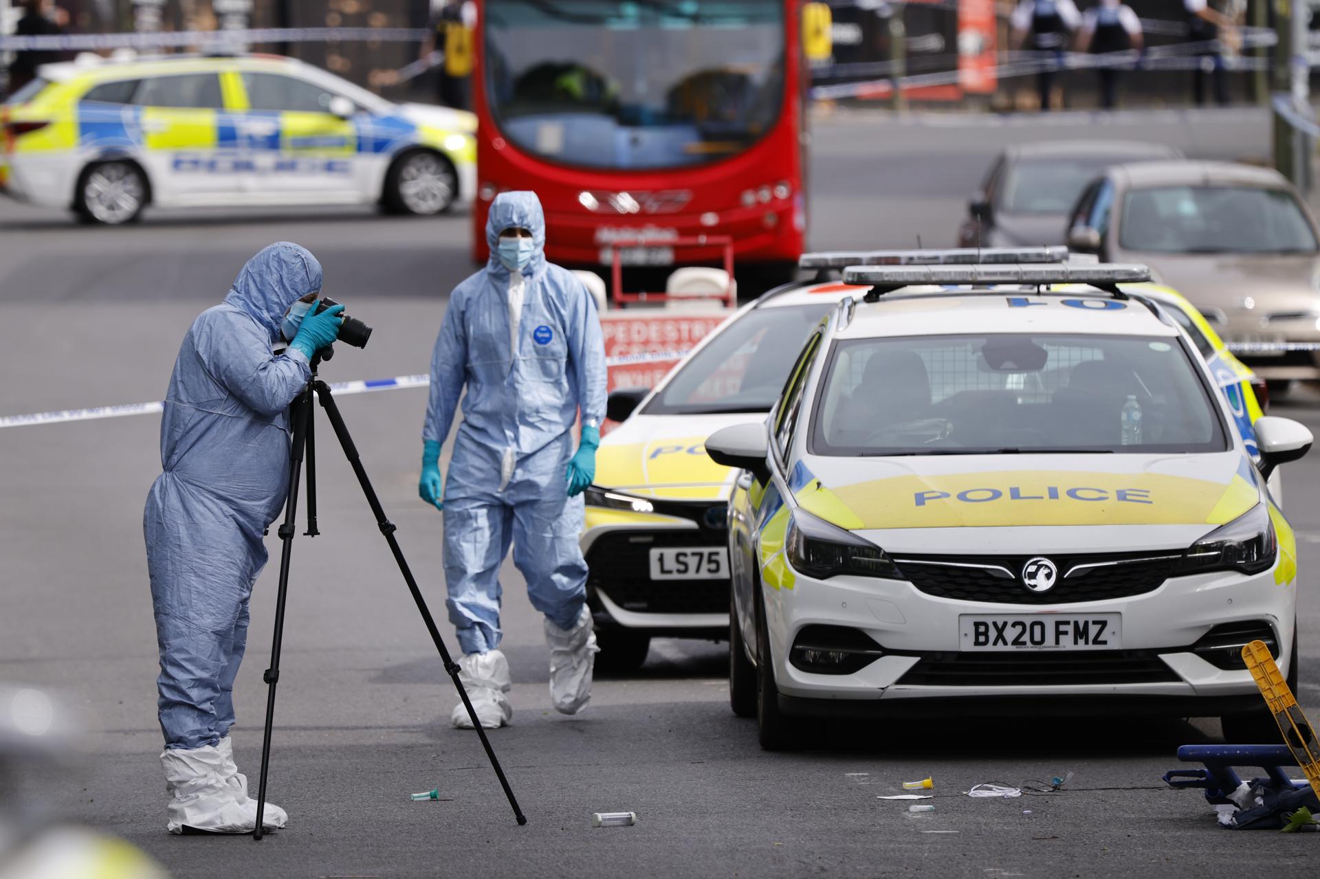 Dos judíos apuñalados a las puertas de una sinagoga en Londres