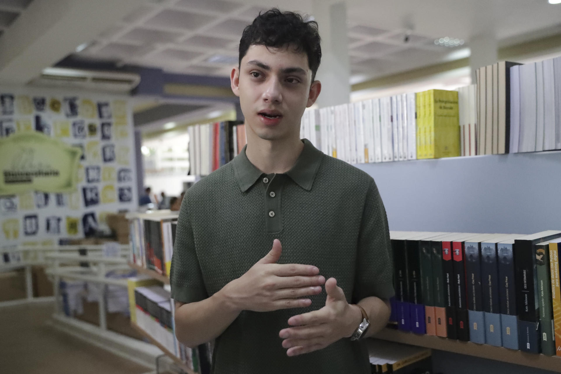 Jóvenes hondureños entre el desencanto con la política y la esperanza de un mejor país