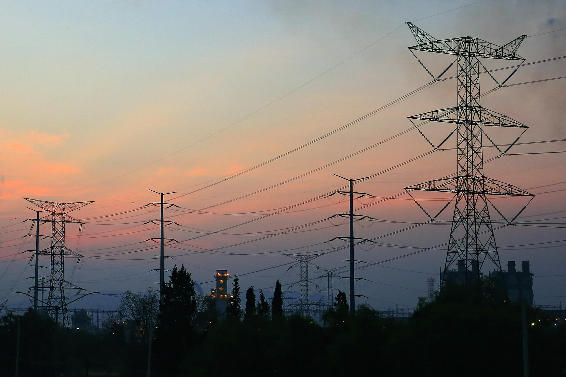 México abre oportunidad energética, pero redes y gas limitan inversión