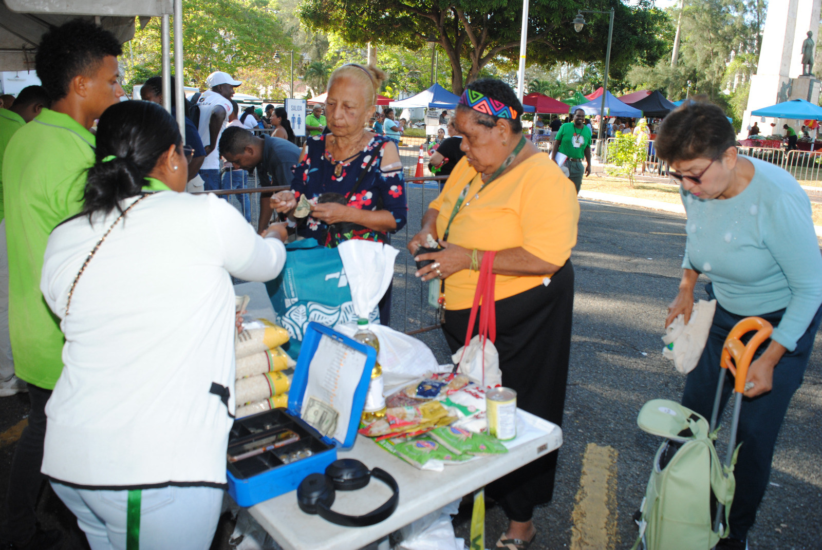 Gobernación de Panamá activará programa de armas por comida